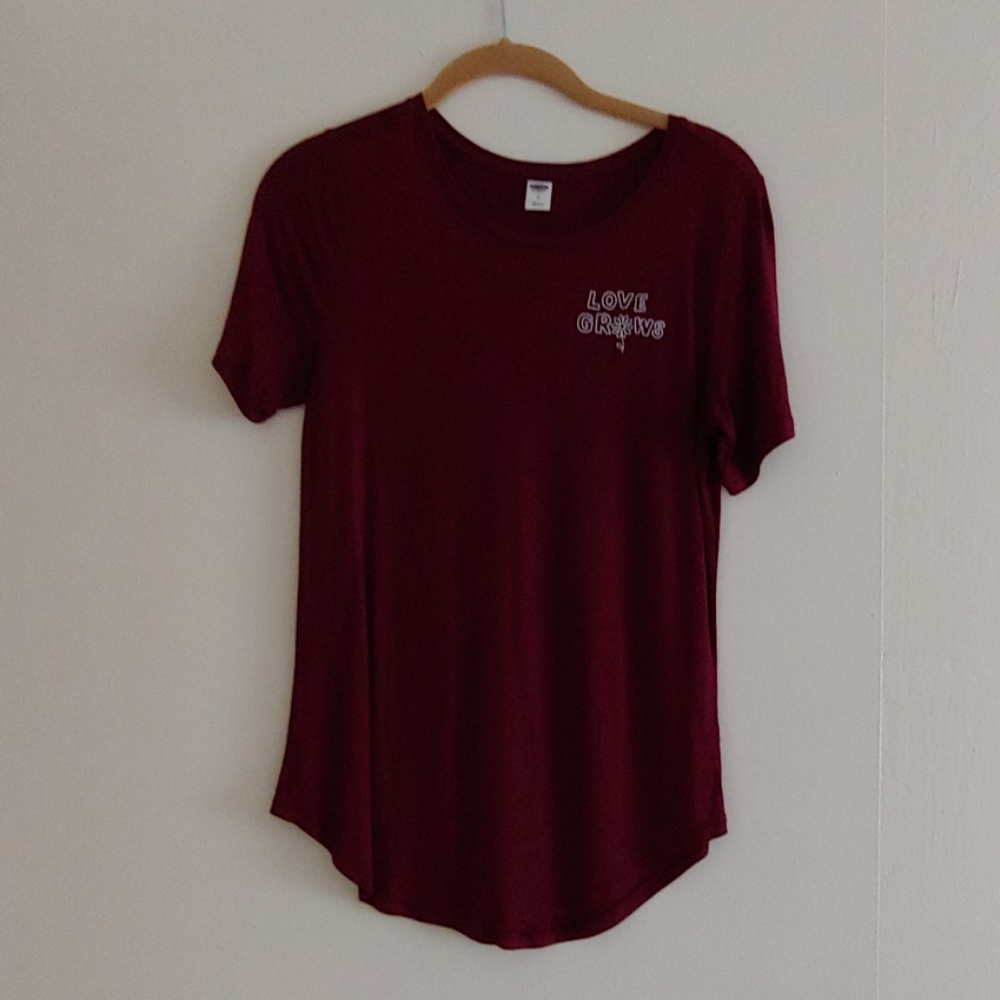 Maroon Old Navy T-Shirt